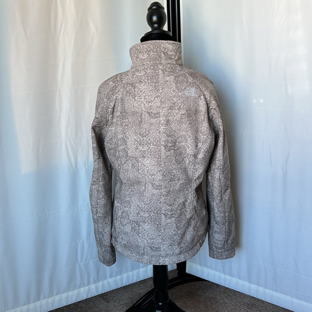 The North Face Apex Bionic 2 Soft Shell Jacket - Picture 7 of 10